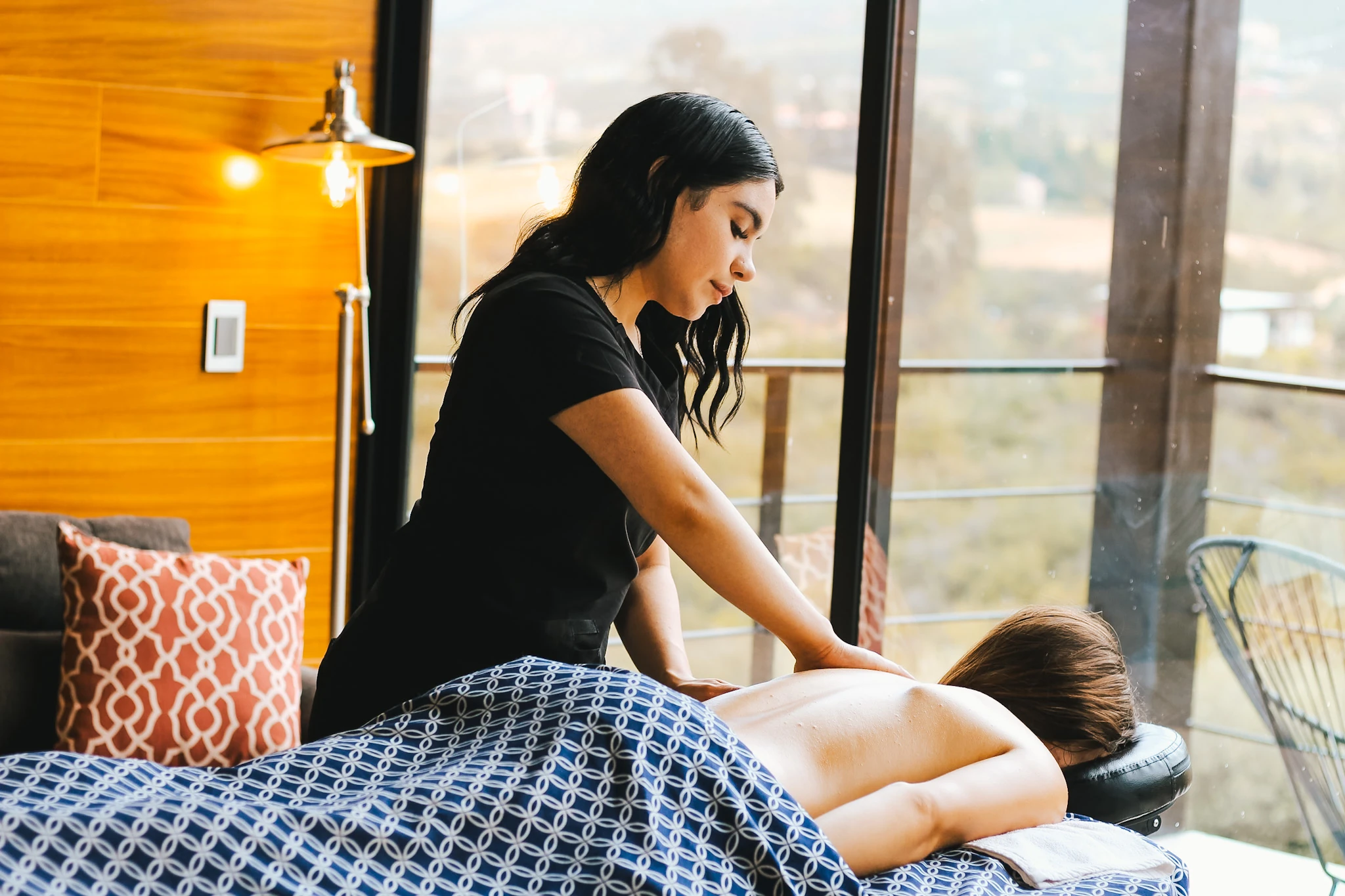Masaje relajante y experiencia wellness en hotel boutique de Valle de Guadalupe